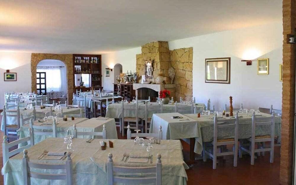 Hotel San Pantaleo Exteriér fotografie