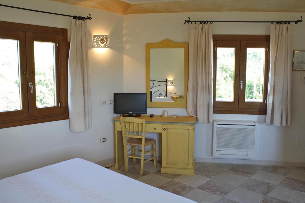 Hotel San Pantaleo Pokoj fotografie