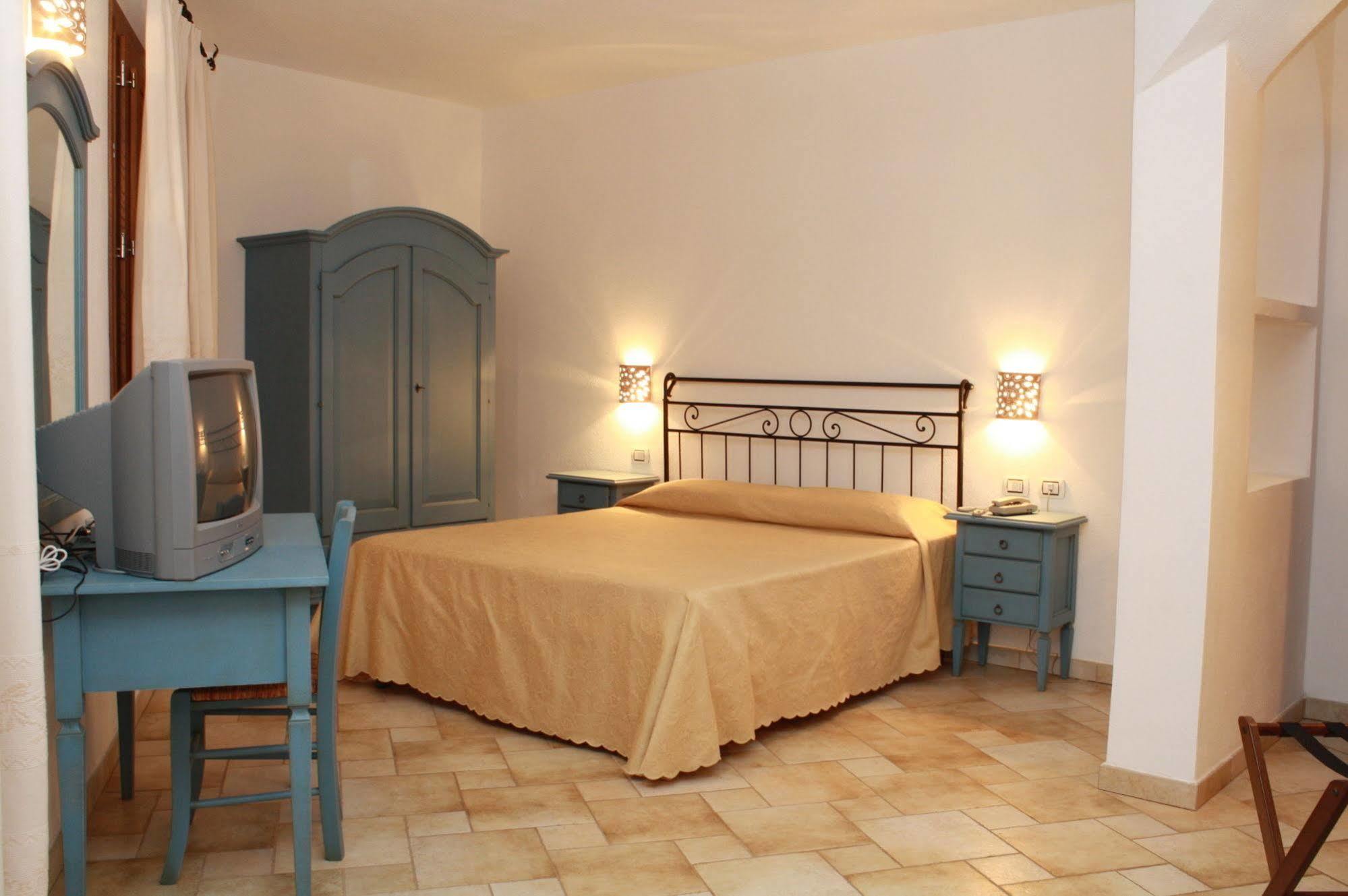 Hotel San Pantaleo Exteriér fotografie