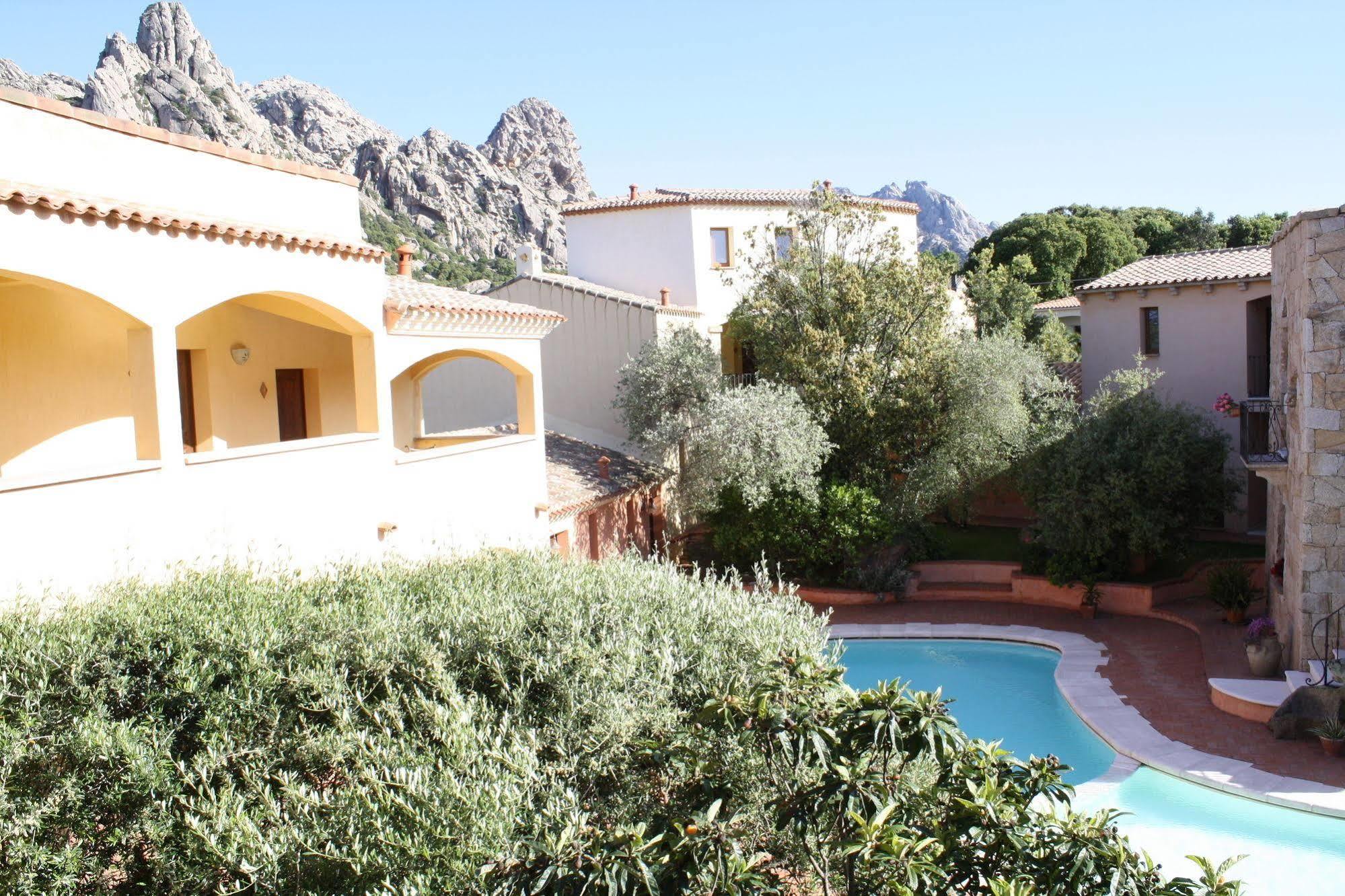 Hotel San Pantaleo Exteriér fotografie