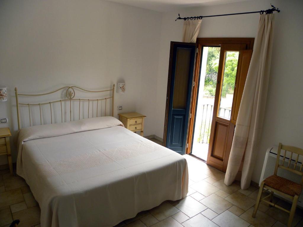 Hotel San Pantaleo Pokoj fotografie